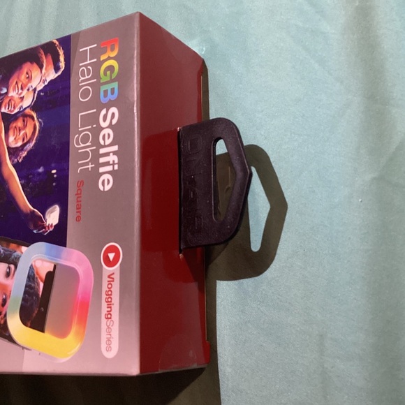 Selfie Halo Light Square with 18 Color Combinations Soft Light for Multi-Devices - Picture 3 of 7